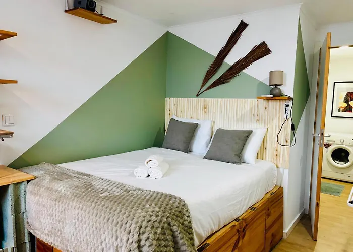 アパート Cine Pt *